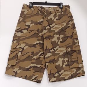 NWT LR Scoop Camo Cargo Shorts Men's 32